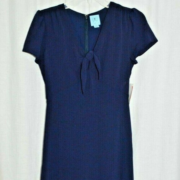 CeCe Dresses & Skirts - CeCe Navy Blue Maxi Flowy Keyhole Bow Dress Size 0